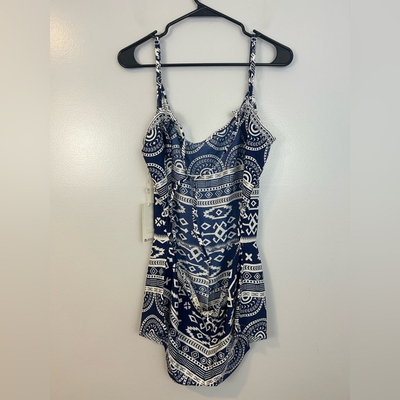 NWT Lagaci French Maverick Aztec Print Open Back Blue Strappy Romper Large - Picture 7 of 13